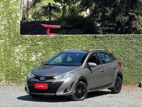 TOYOTA YARIS HB X WAY AT