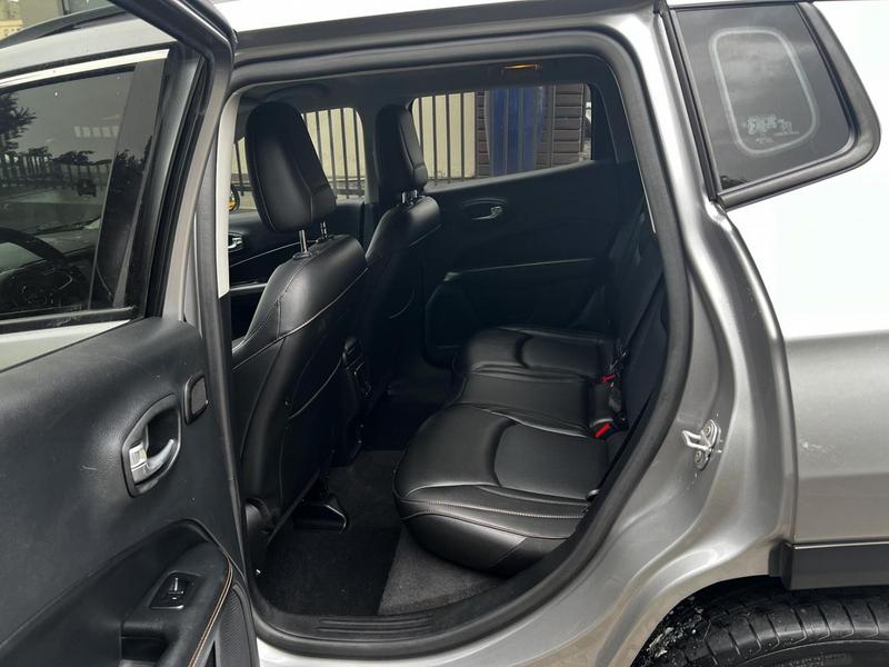 Jeep Compass Longitude F - foto 9