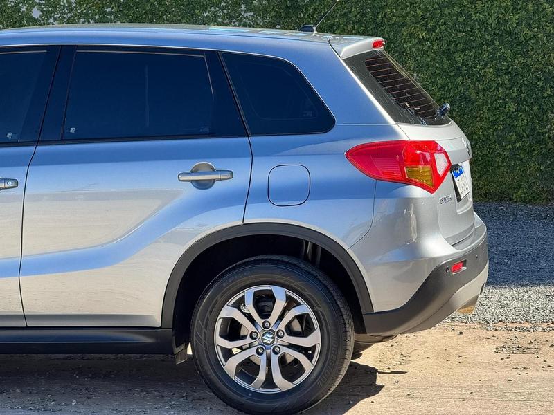 Suzuki Vitara At 2wd - foto 3