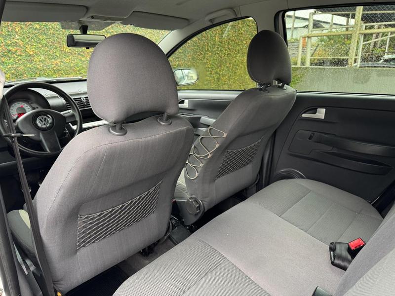 Volkswagen CrossFox - foto 11