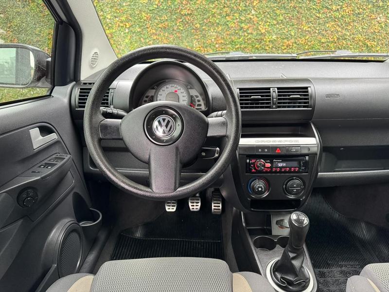 Volkswagen CrossFox - foto 14