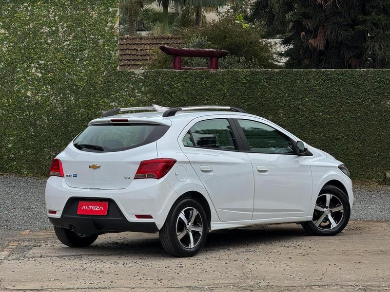 Chevrolet Onix 14at LTZ - foto 4