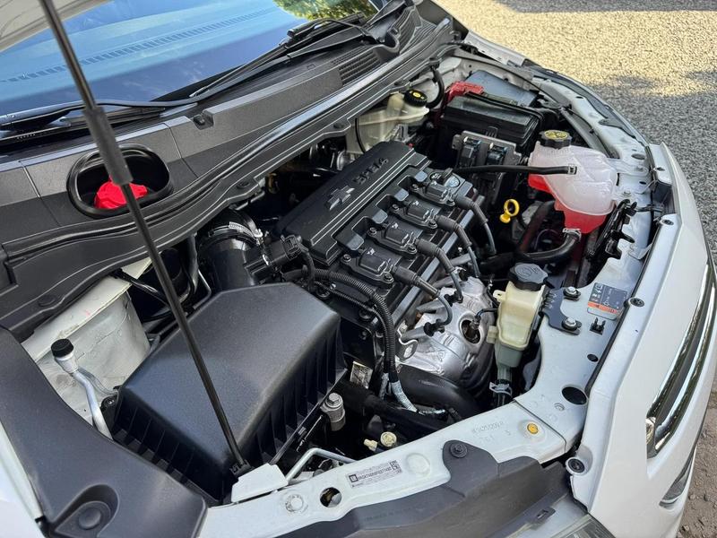 Chevrolet Onix 14mt LTZ - foto 9