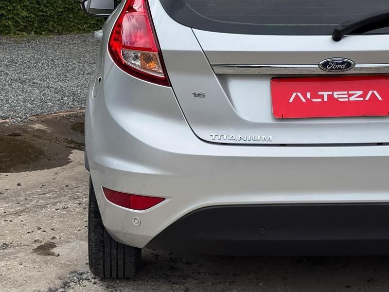 Ford Fiesta 16tit At - foto 3
