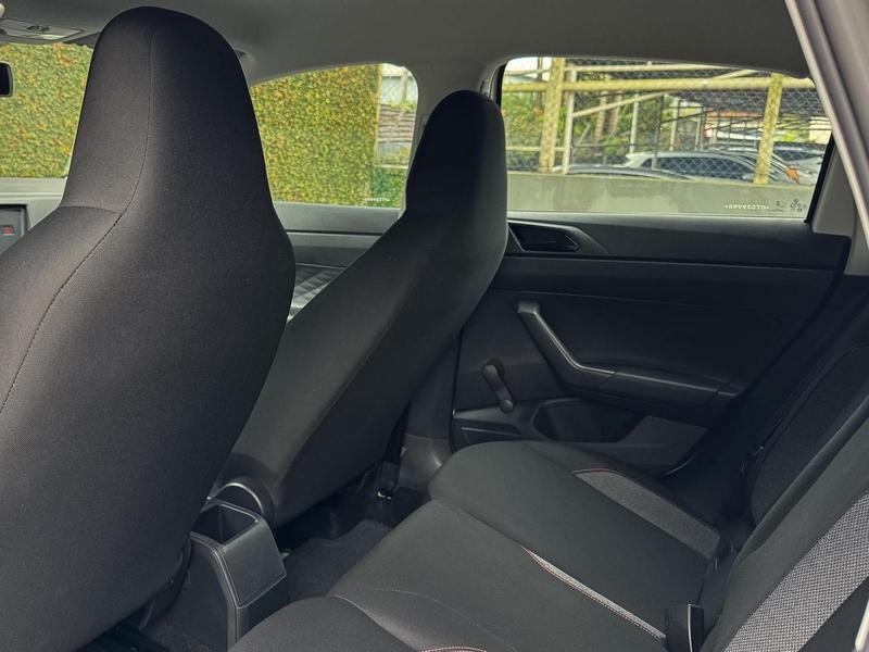 Volkswagen Polo Track 1.0 Flex 12V 5P - foto 10