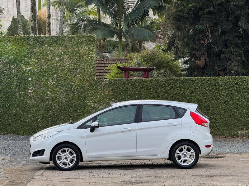 Ford Fiesta Ha 16l Se - foto 2