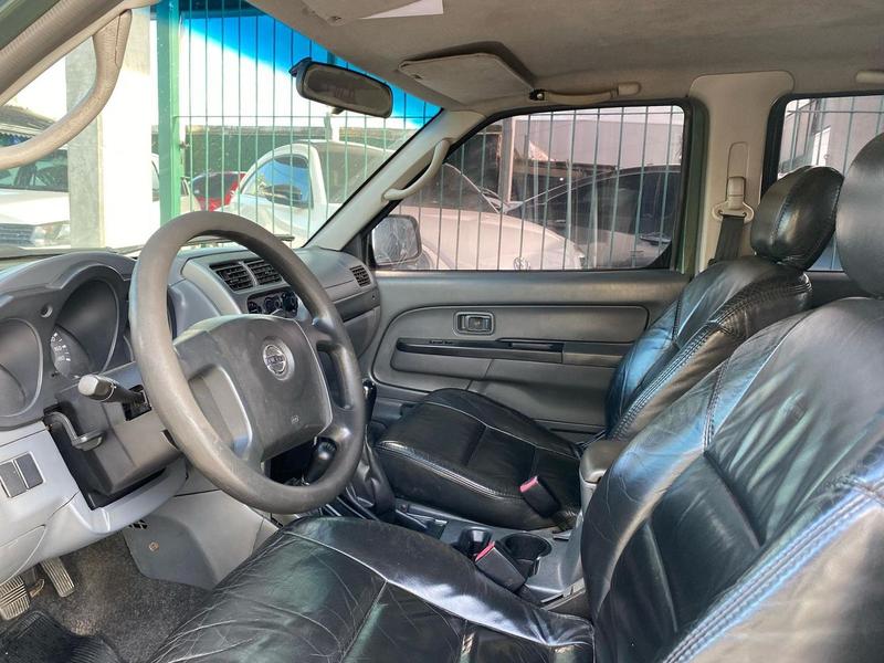 Nissan Frontier 4X4 Xe - foto 7