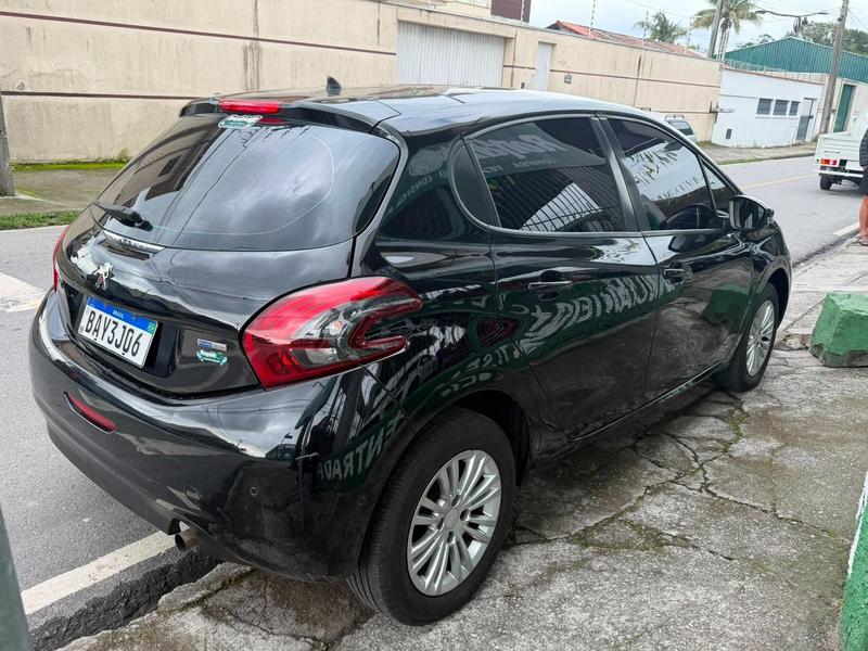 Peugeot 208 Allure Mt - foto 11