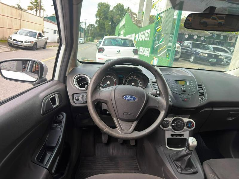 Ford Fiesta 16se - foto 4