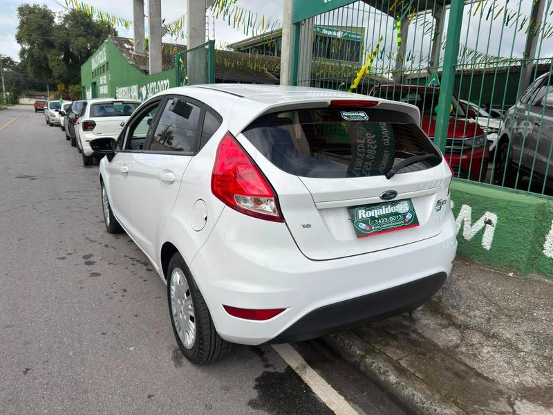 Ford Fiesta 16se - foto 7