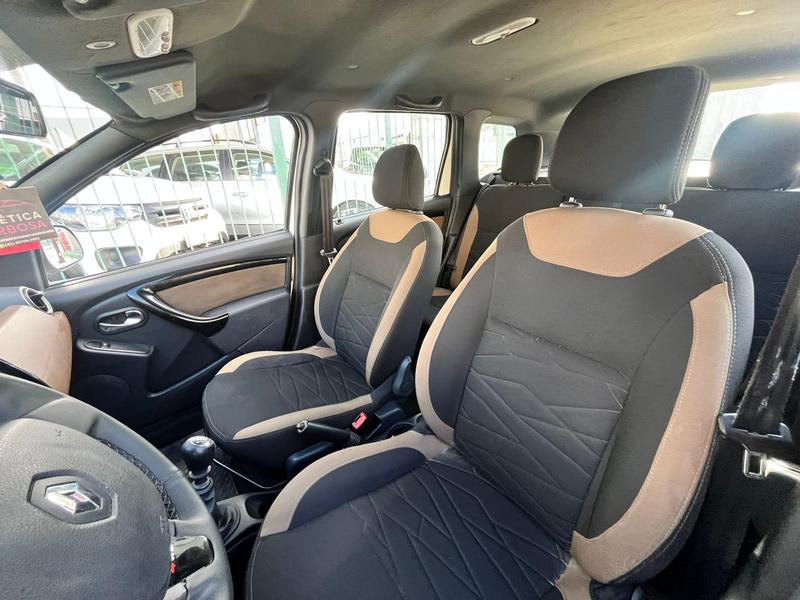 Renault Duster 2.0 D 4X4 - foto 7