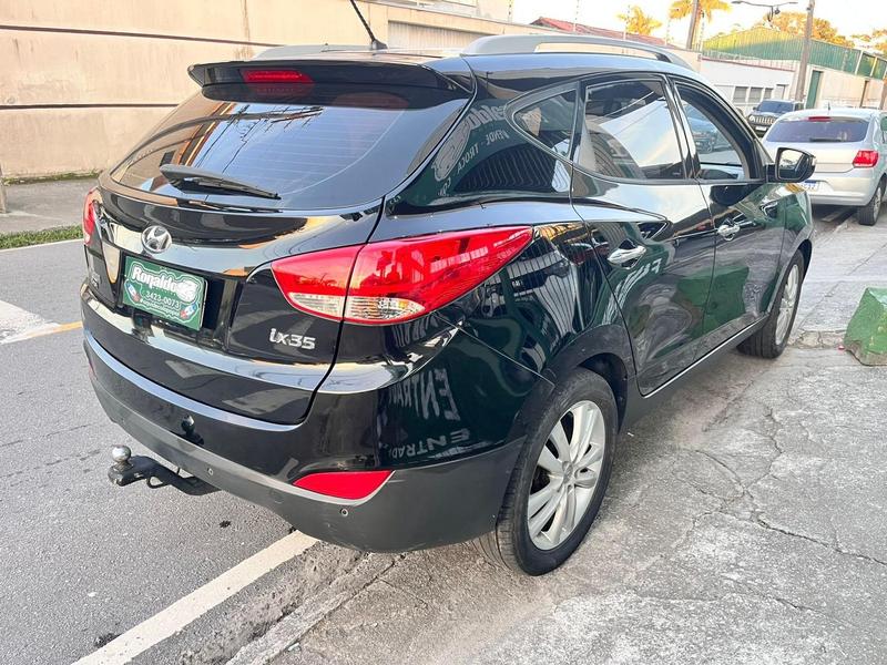 Hyundai ix35 2.0 - foto 6