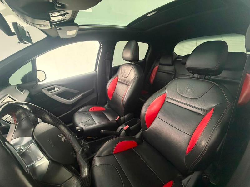Peugeot 208 Sport Mt - foto 8