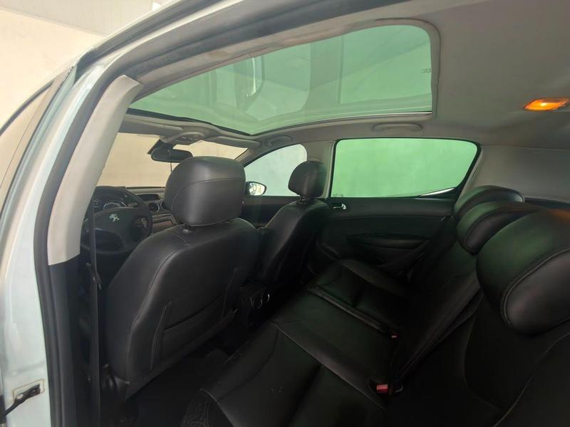 Peugeot 308 Allure - foto 8