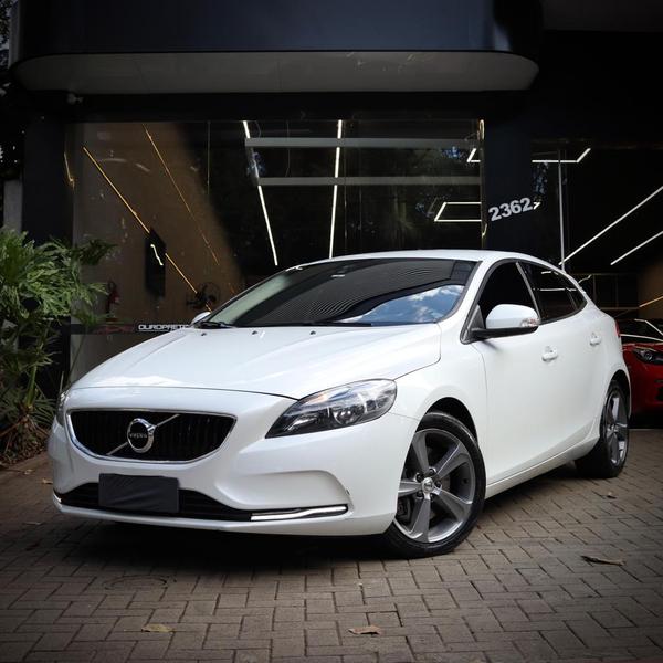 VOLVO V40 2.0 T4 KINET