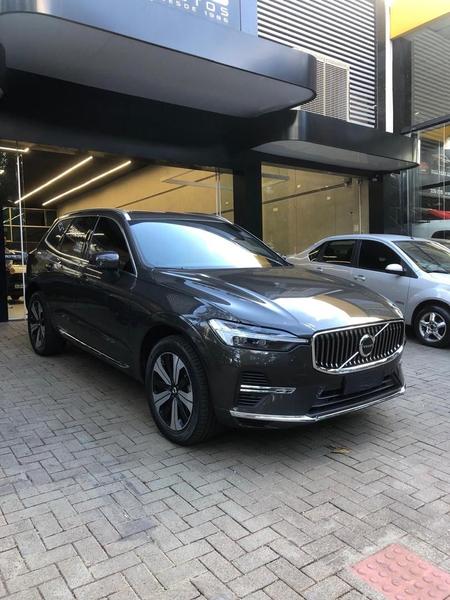 VOLVO XC60 T8 PLUS