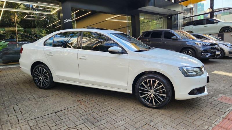 VOLKSWAGEN JETTA 2.0T