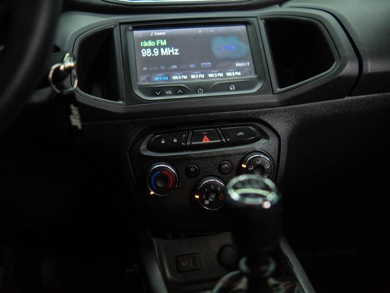 Chevrolet Onix 14mt LTZ Flex - foto 9