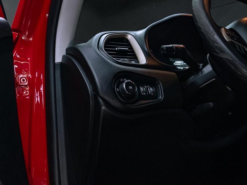 Jeep Renegade - foto 17