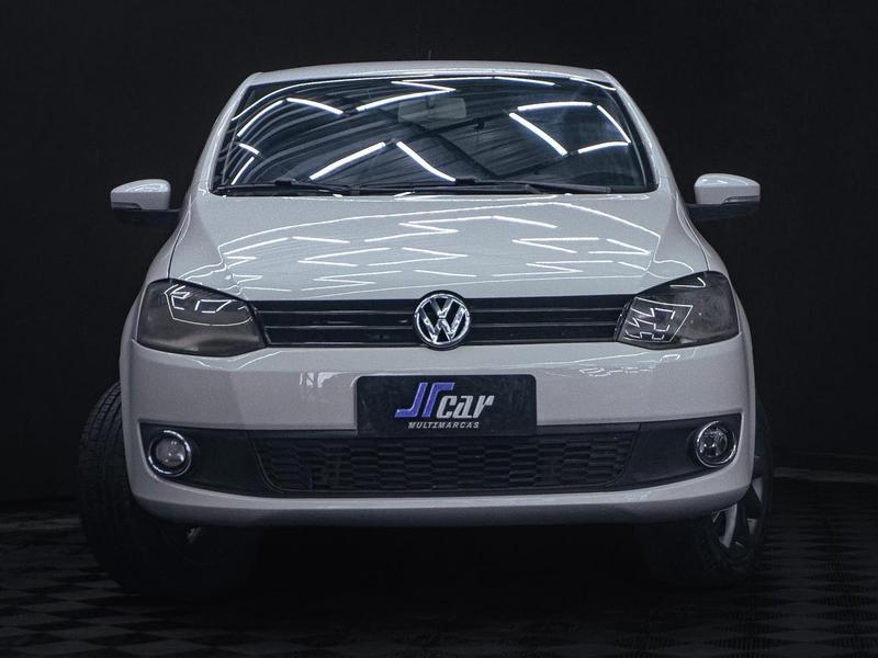 Volkswagen Fox 1.0 Mi Total Flex 8V 3P - foto 2