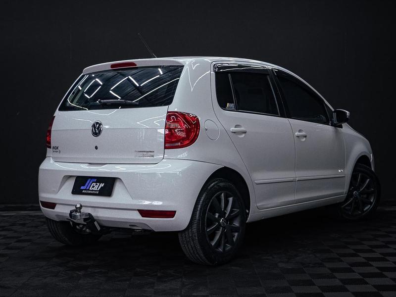 Volkswagen Fox 1.0 Mi Total Flex 8V 3P - foto 3