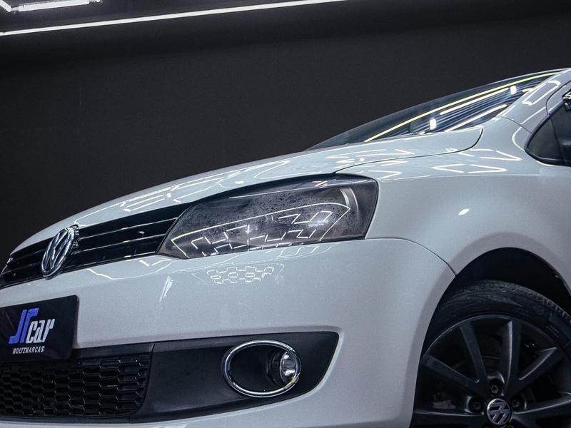 Volkswagen Fox 1.0 Mi Total Flex 8V 3P - foto 4
