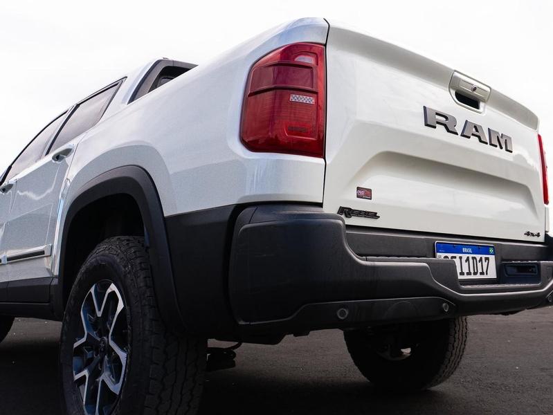 Ram Rampage Rebel 2.0 Tb Cd 4X4 Diesel Aut. - foto 7