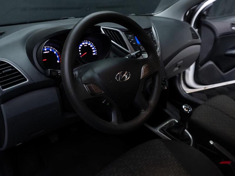 Hyundai HB20S C.style C.plus1.6 Flex 16V Aut. 4P - foto 16