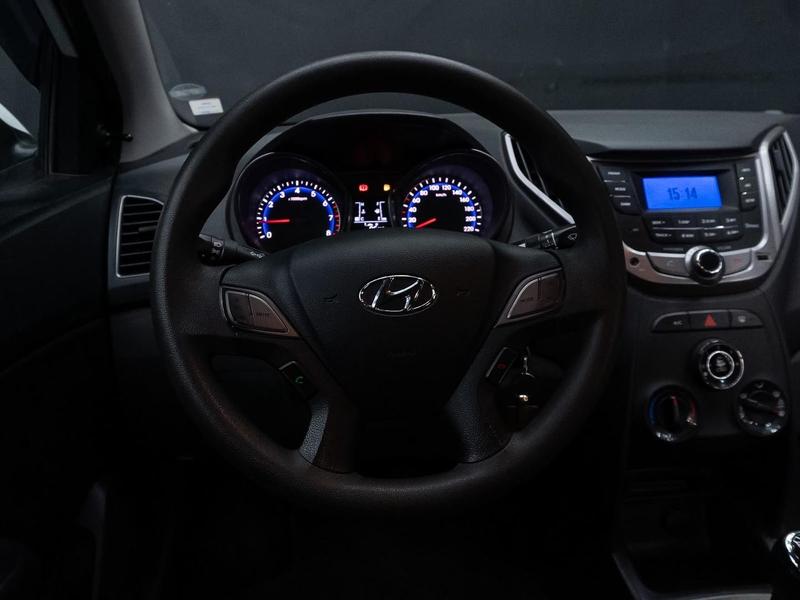 Hyundai HB20S C.style C.plus1.6 Flex 16V Aut. 4P - foto 17