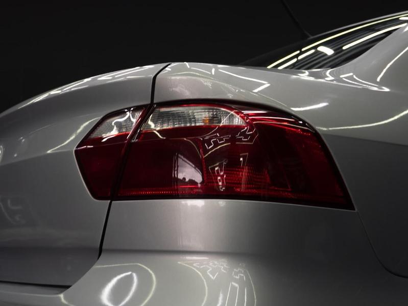 Volkswagen Voyage 16l - foto 14