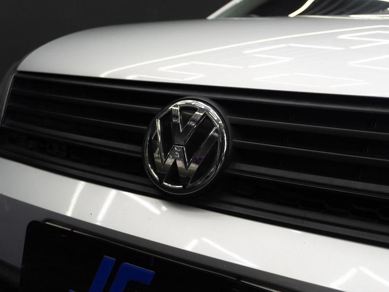 Volkswagen Voyage 16l - foto 3