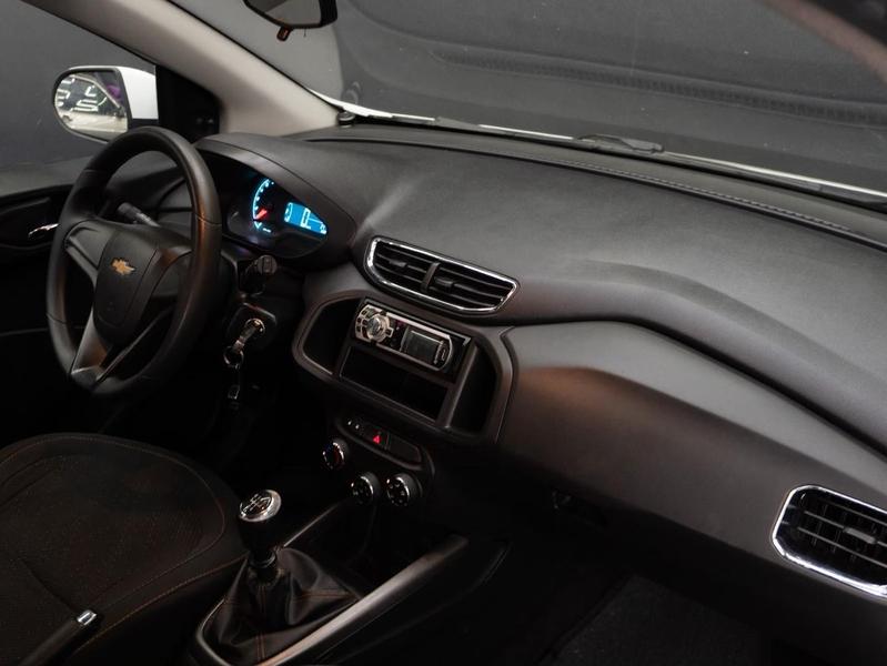 Chevrolet Onix 10mt LT - foto 9