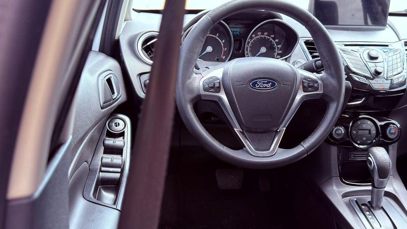 Ford Fiesta 16tit At - foto 8