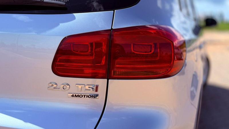 Volkswagen Tiguan 2.0 TSI - foto 5
