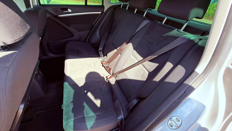 Volkswagen Tiguan 2.0 TSI - foto 9