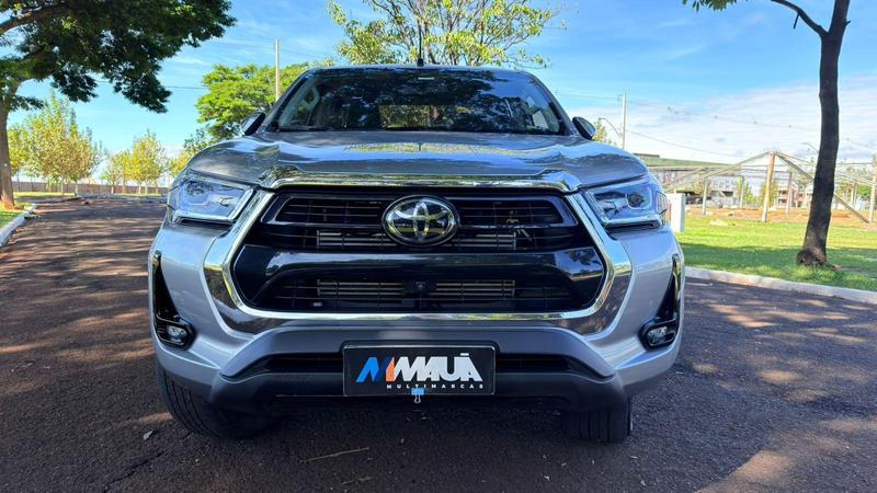 Toyota Hilux Cd Srx 4X4 2.8 TDI 16V Diesel Aut. - foto 2