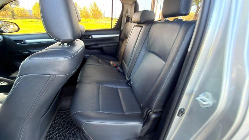 Toyota Hilux Cd Srx 4X4 2.8 TDI 16V Diesel Aut. - foto 10