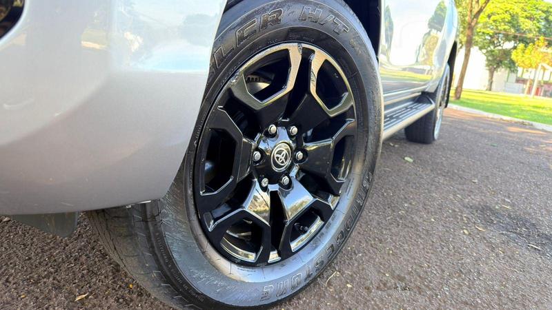 Toyota Hilux Cd Srx 4X4 2.8 TDI 16V Diesel Aut. - foto 9