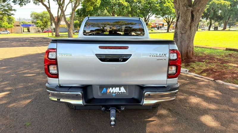 Toyota Hilux Cd Srx 4X4 2.8 TDI 16V Diesel Aut. - foto 5