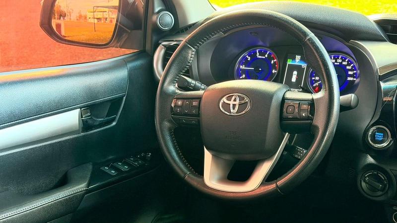 Toyota Hilux Cd Srx 4X4 2.8 TDI 16V Diesel Aut. - foto 13