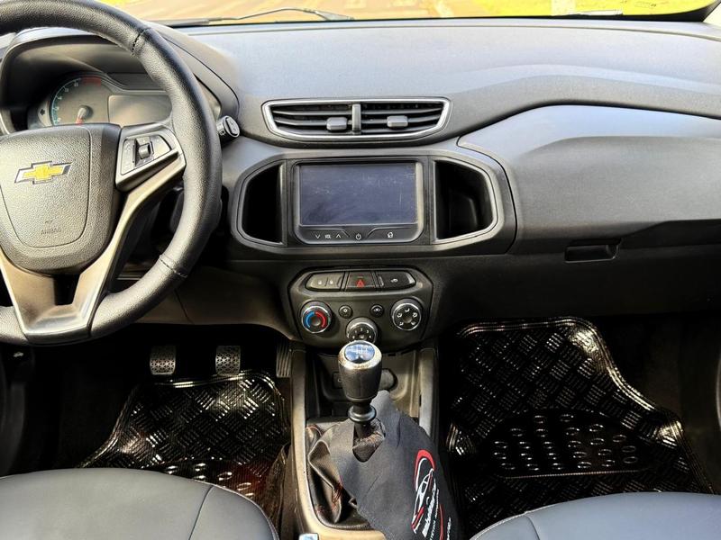 Chevrolet Onix Hatch Ls 1.0 8V Flexpower 5P Mec. - foto 11