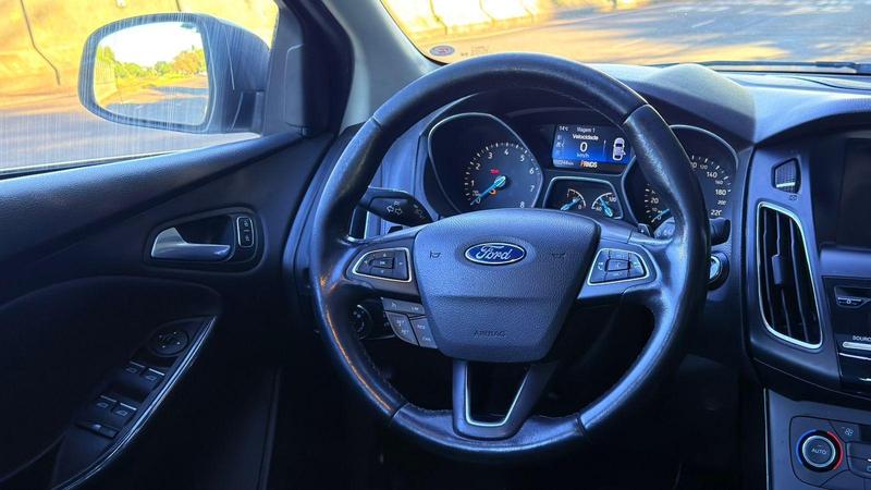 Ford Focus Ti At 20sc - foto 9
