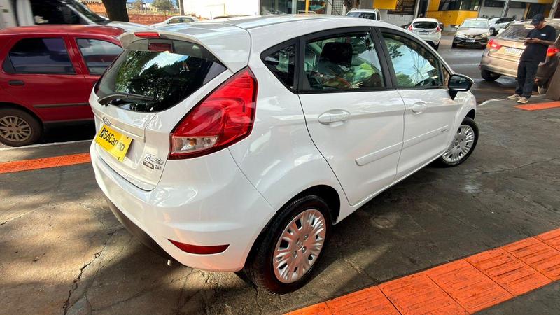 Ford Fiesta 16se - foto 3
