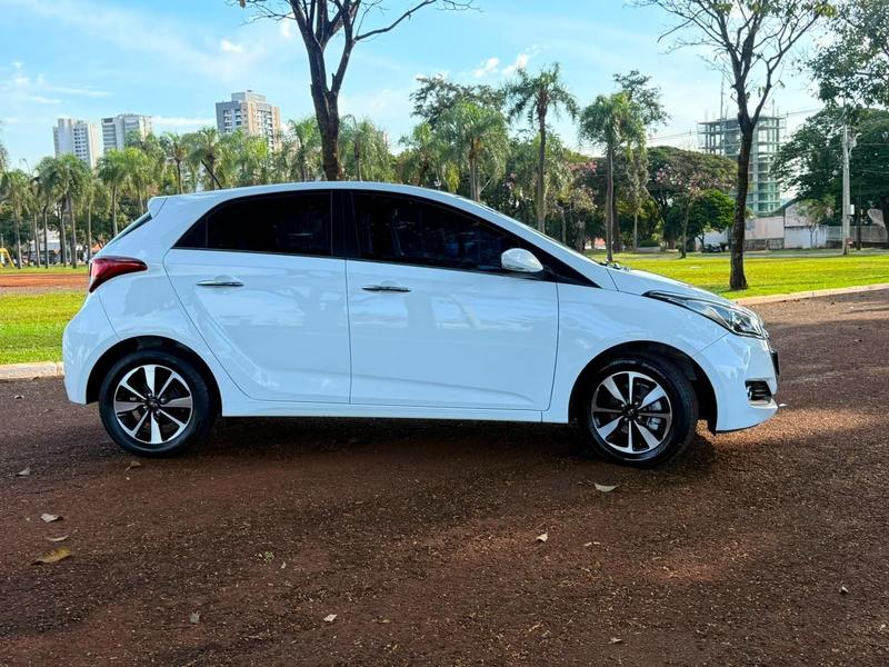 Hyundai HB20 Premium 1.6 Flex 16V Automático - foto 14