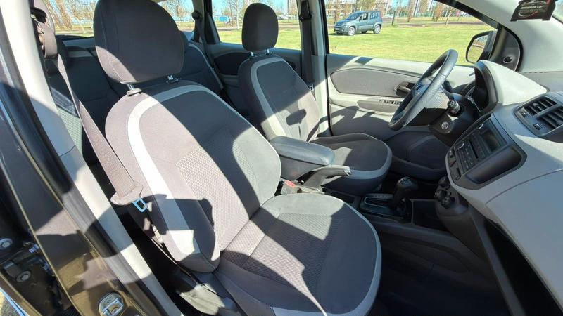Chevrolet Spin 18l At LT - foto 11