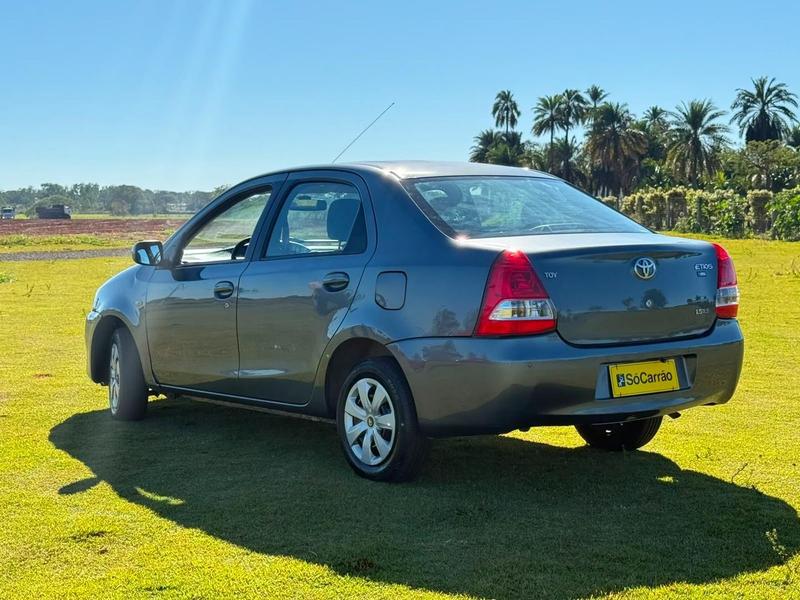 Toyota Etios Xs 1.3 Flex 16V 5P Mec. - foto 2