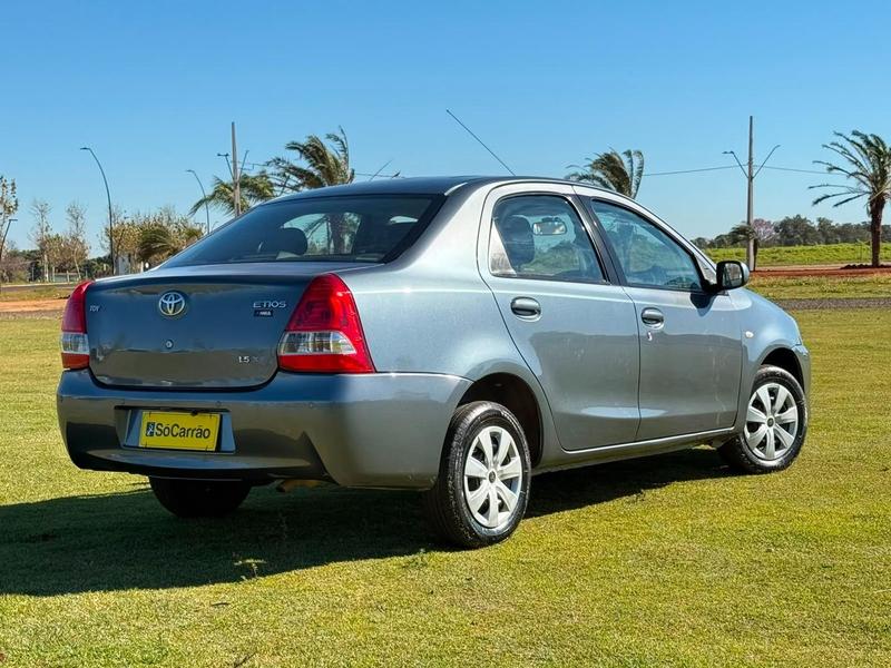 Toyota Etios Xs 1.3 Flex 16V 5P Mec. - foto 6