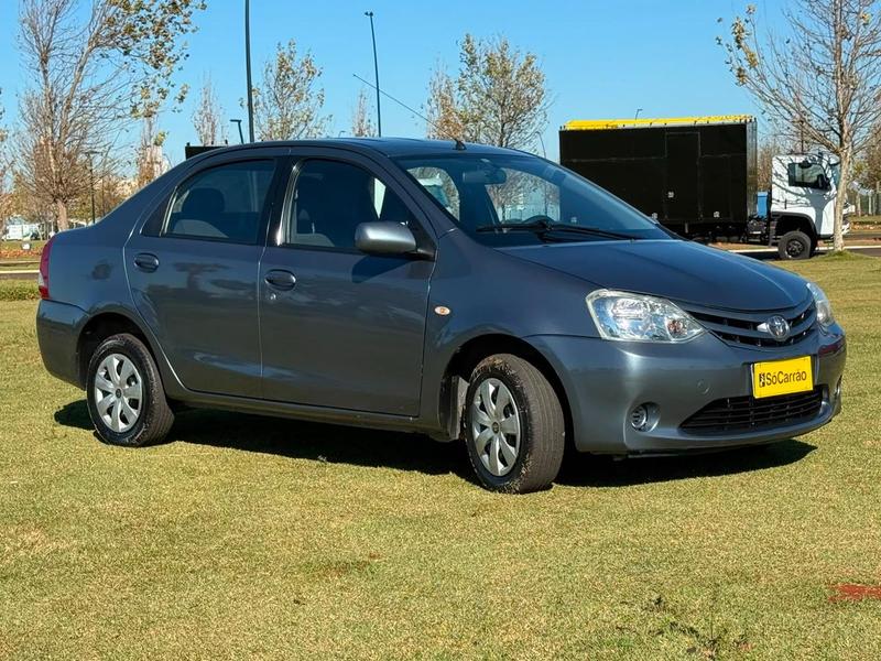 Toyota Etios Xs 1.3 Flex 16V 5P Mec. - foto 4
