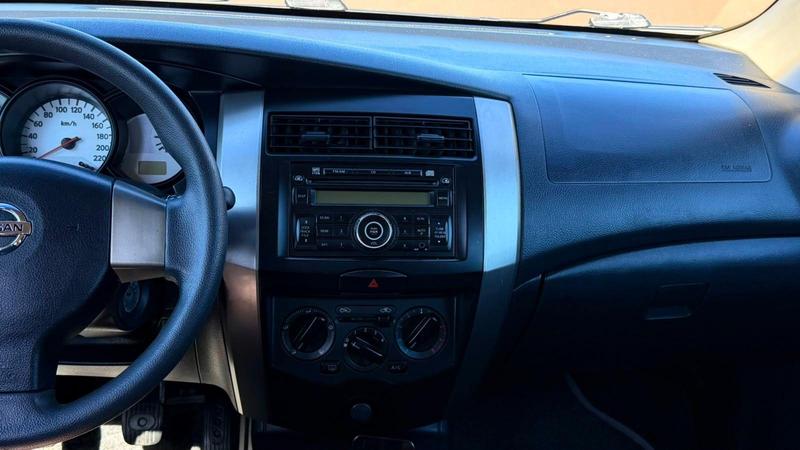 Nissan Livina 16s - foto 2