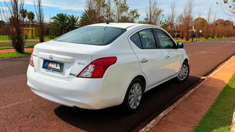 Nissan Versa S 1.6 16V Flex Fuel 4P Mec. - foto 12